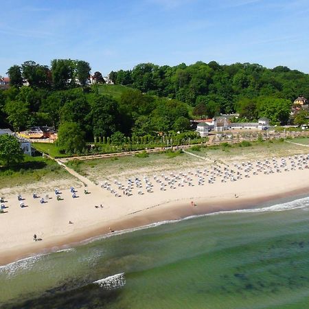 Ferienwohnung Mit Balkon, Gratis Nutzung Vom Ahoi Erlebnisbad Und Sauna In Sellin - Haus Strandeck Fewo 20 奥斯特巴德·哥伦 外观 照片